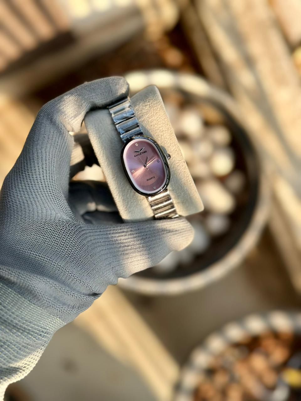 EAGLE TIME OVAL QUARTZ WATCH