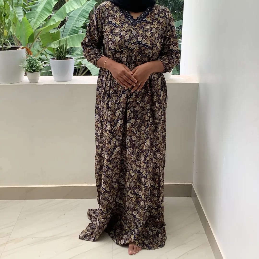 Floral Print V-Neck Maxi Dress