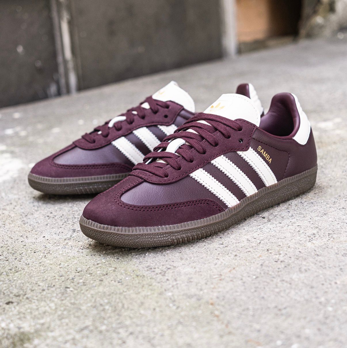 ADIDAS ORIGINALS SAMBA CHERRY WHITE STRIPES & CREAM LEOPERD STRIPES
