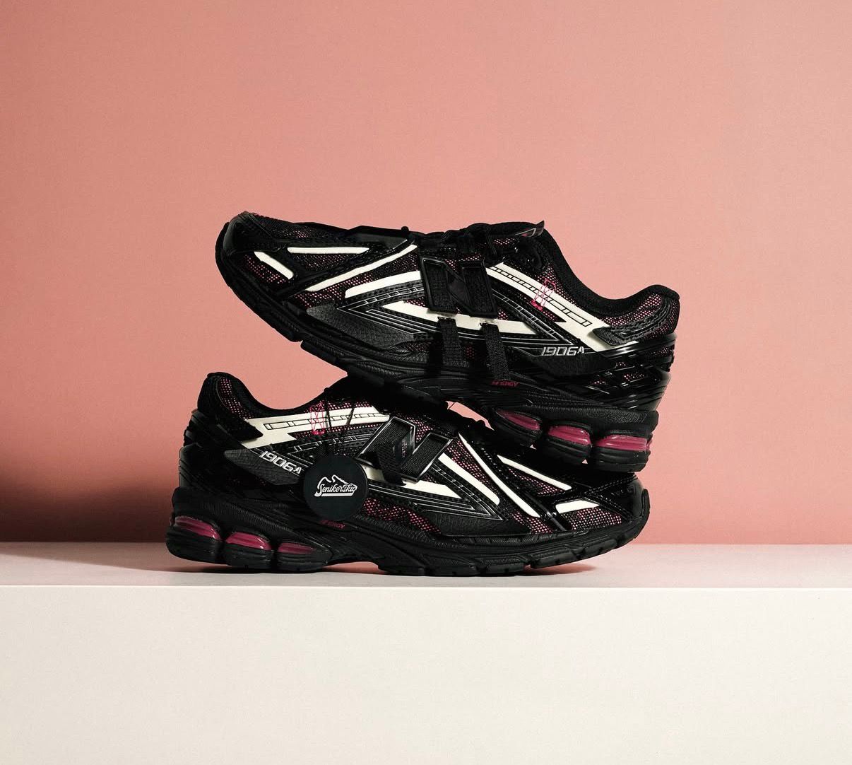 NEW BALANCE 1906 A DRAGON BERRY