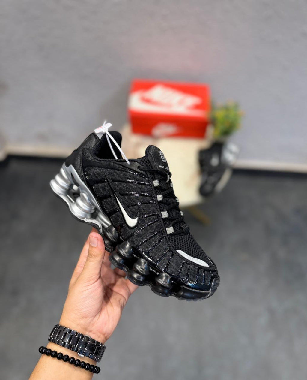 NIKE SHOX TL BLACK SILVER