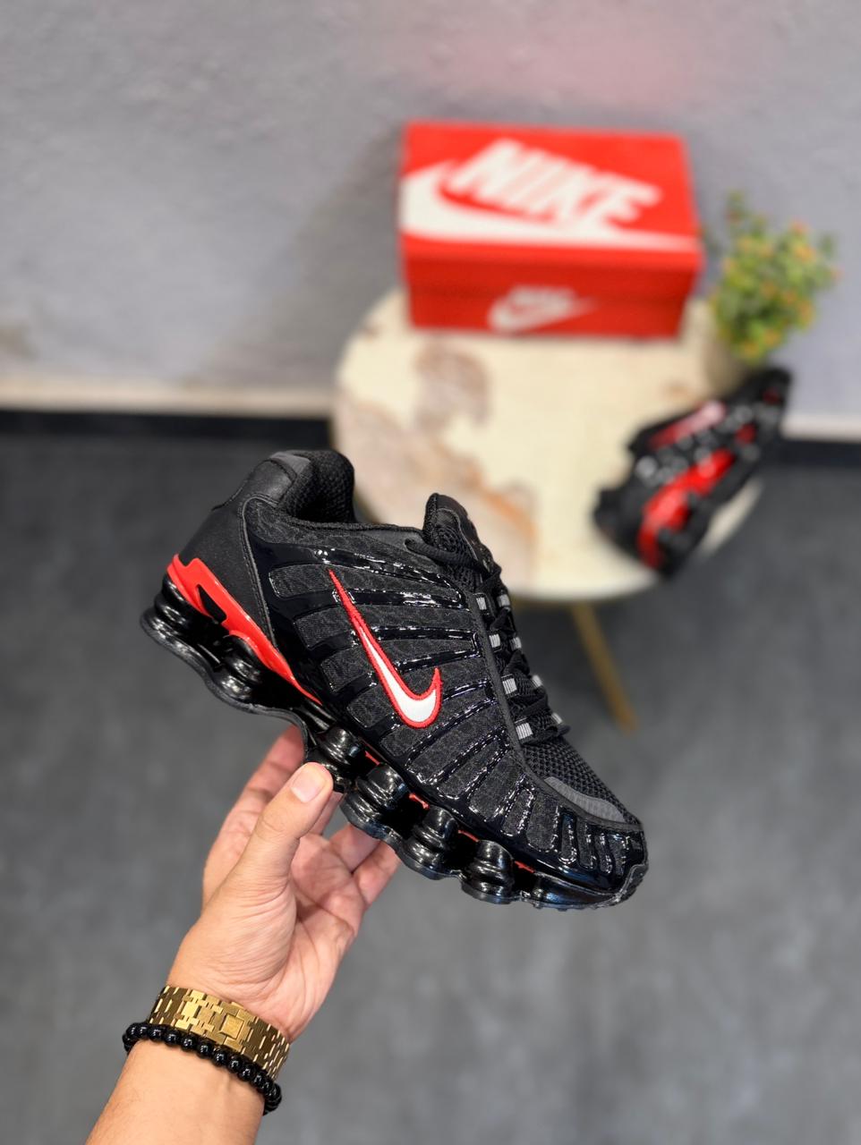 NIKE SHOX TL BLACK RED