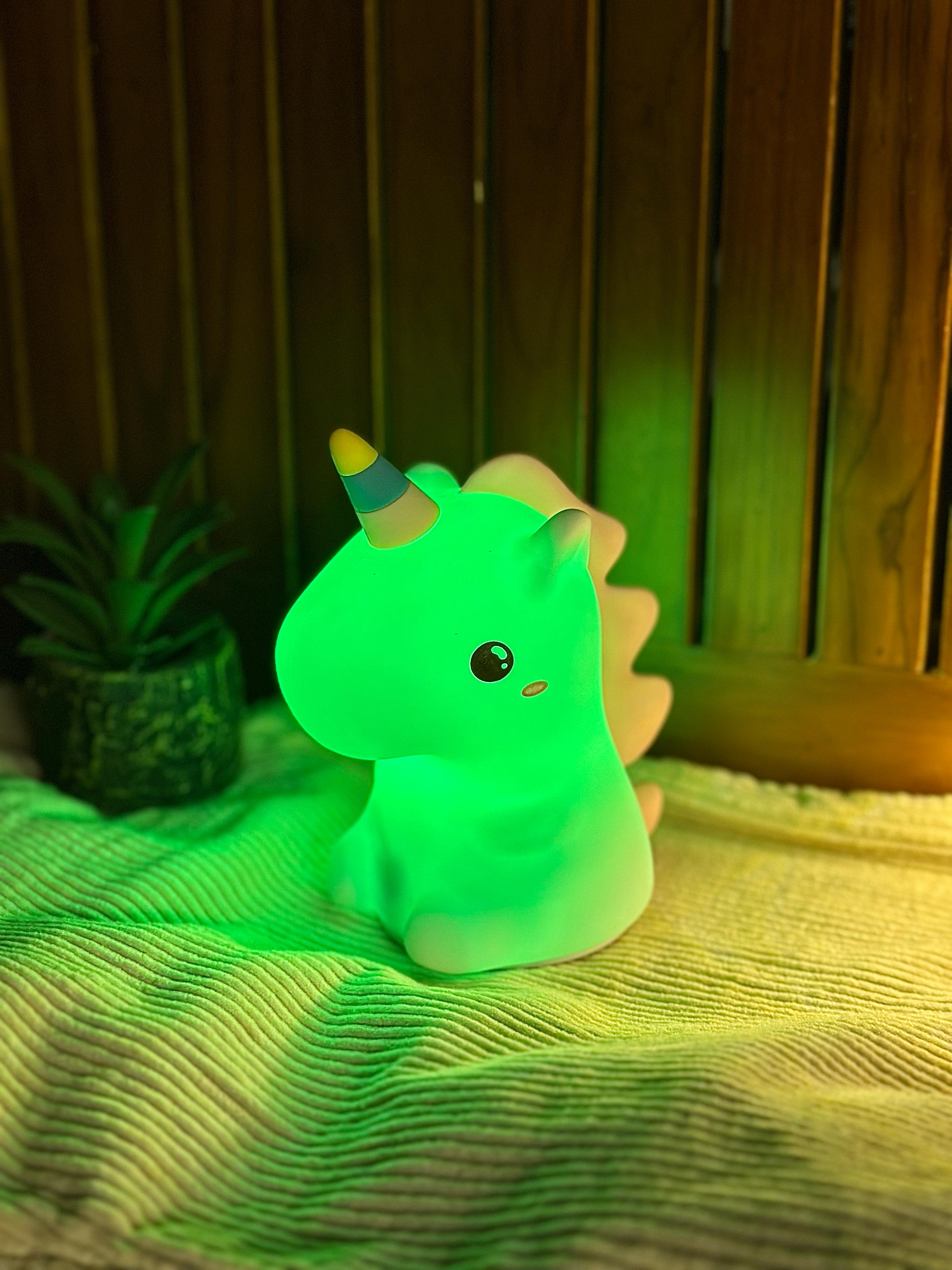 LIGHTNING RAINBOW UNICORN