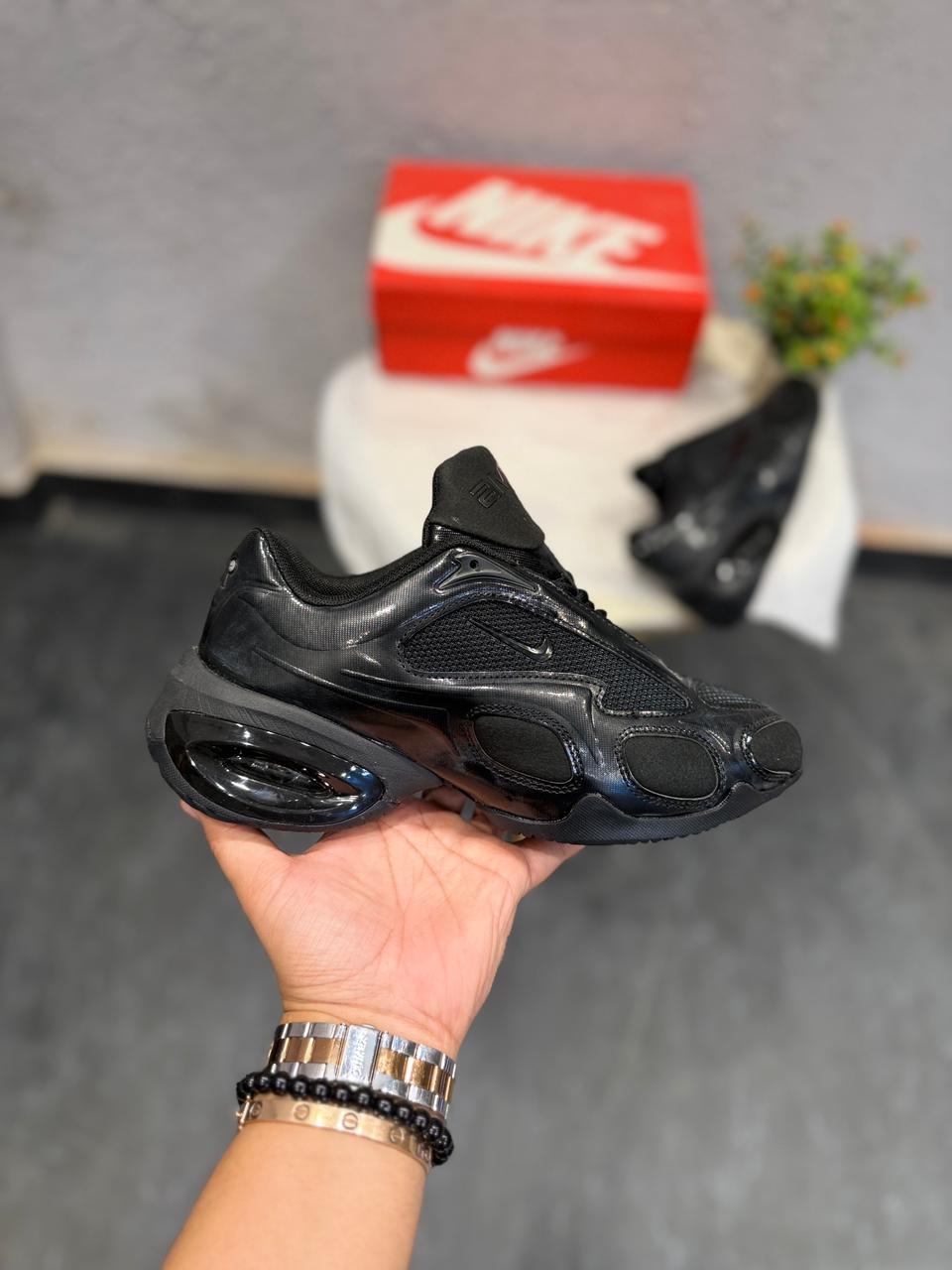 NIKE AIRMAX MUSE 2025 TRIPLE BLACK