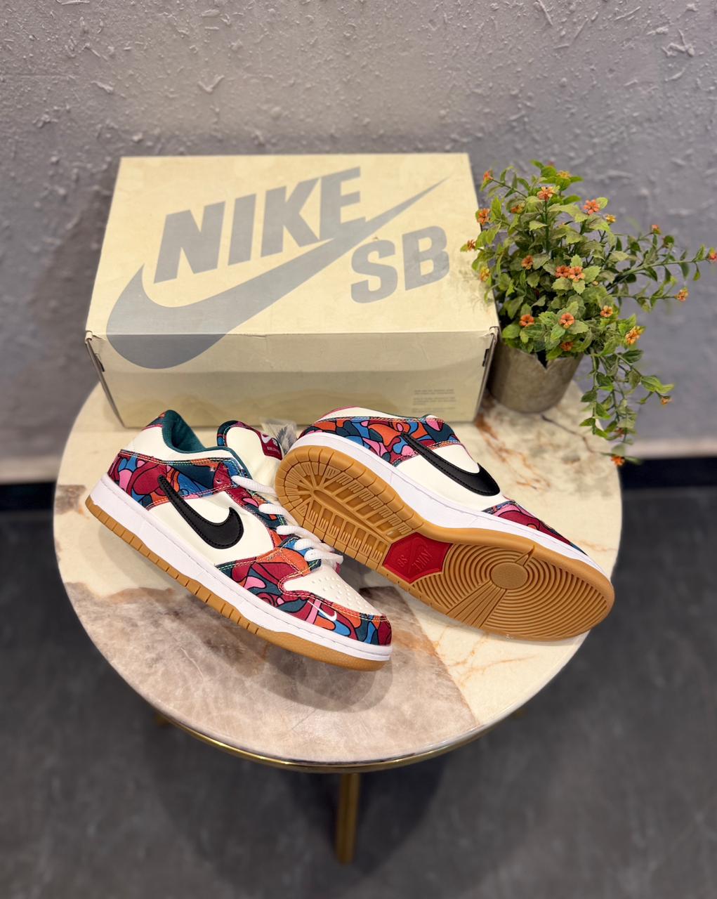 NIKE SB DUNK  PARRA ABSTRACT