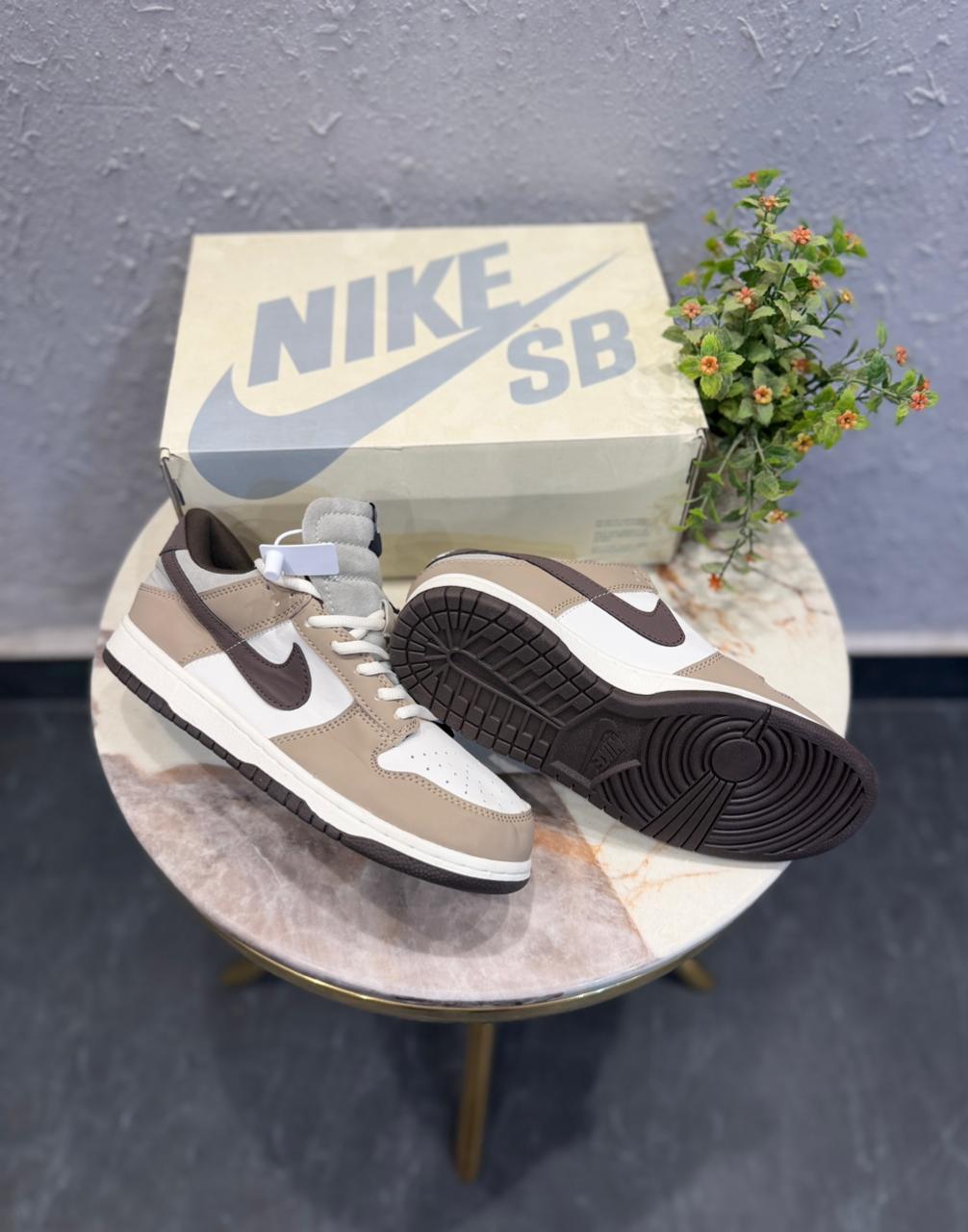 Nike Sb Dunk Low x Otomo katsuhiro steamboy OST BROWN OFF WHITE