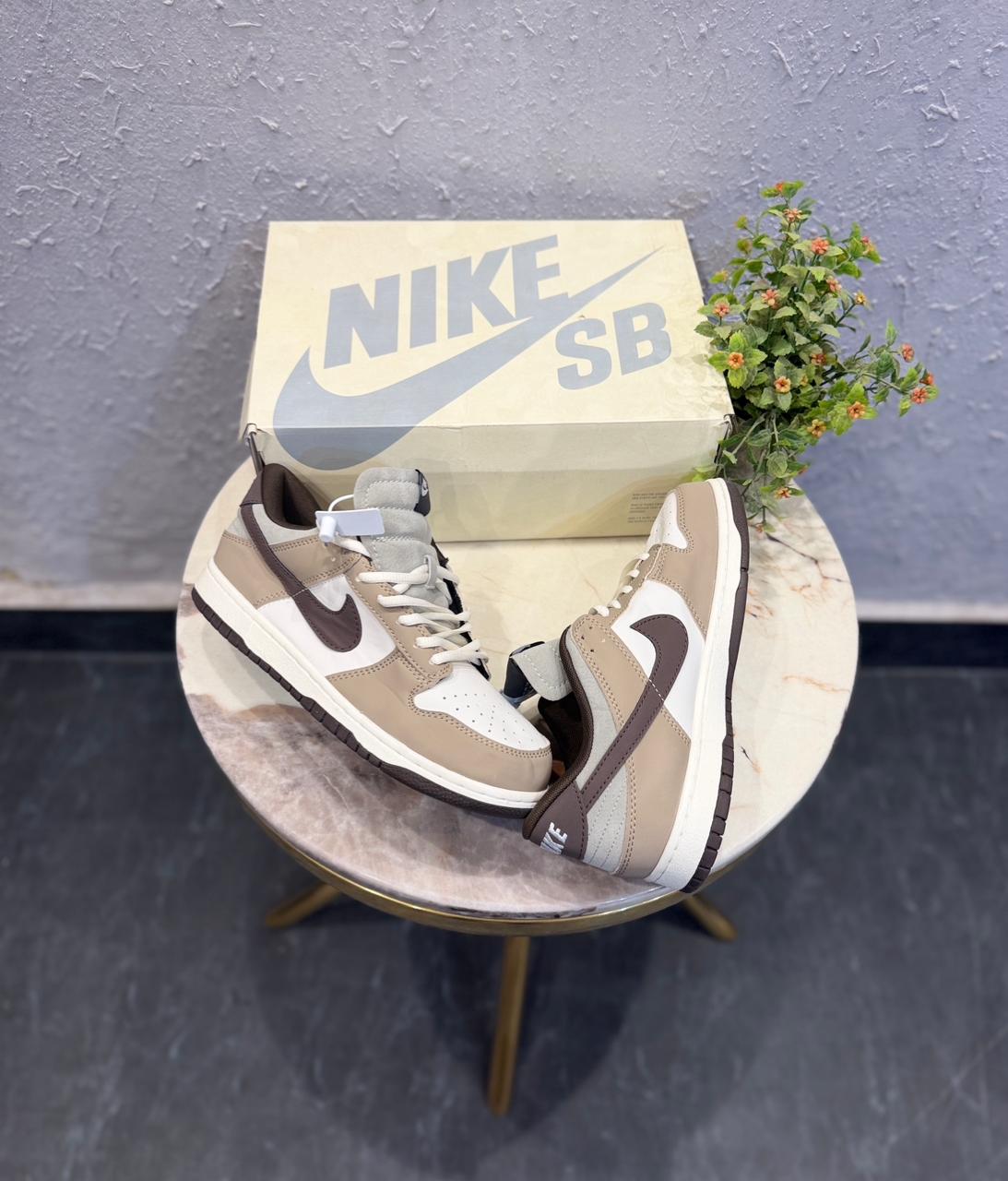 Nike Sb Dunk Low x Otomo katsuhiro steamboy OST BROWN OFF WHITE