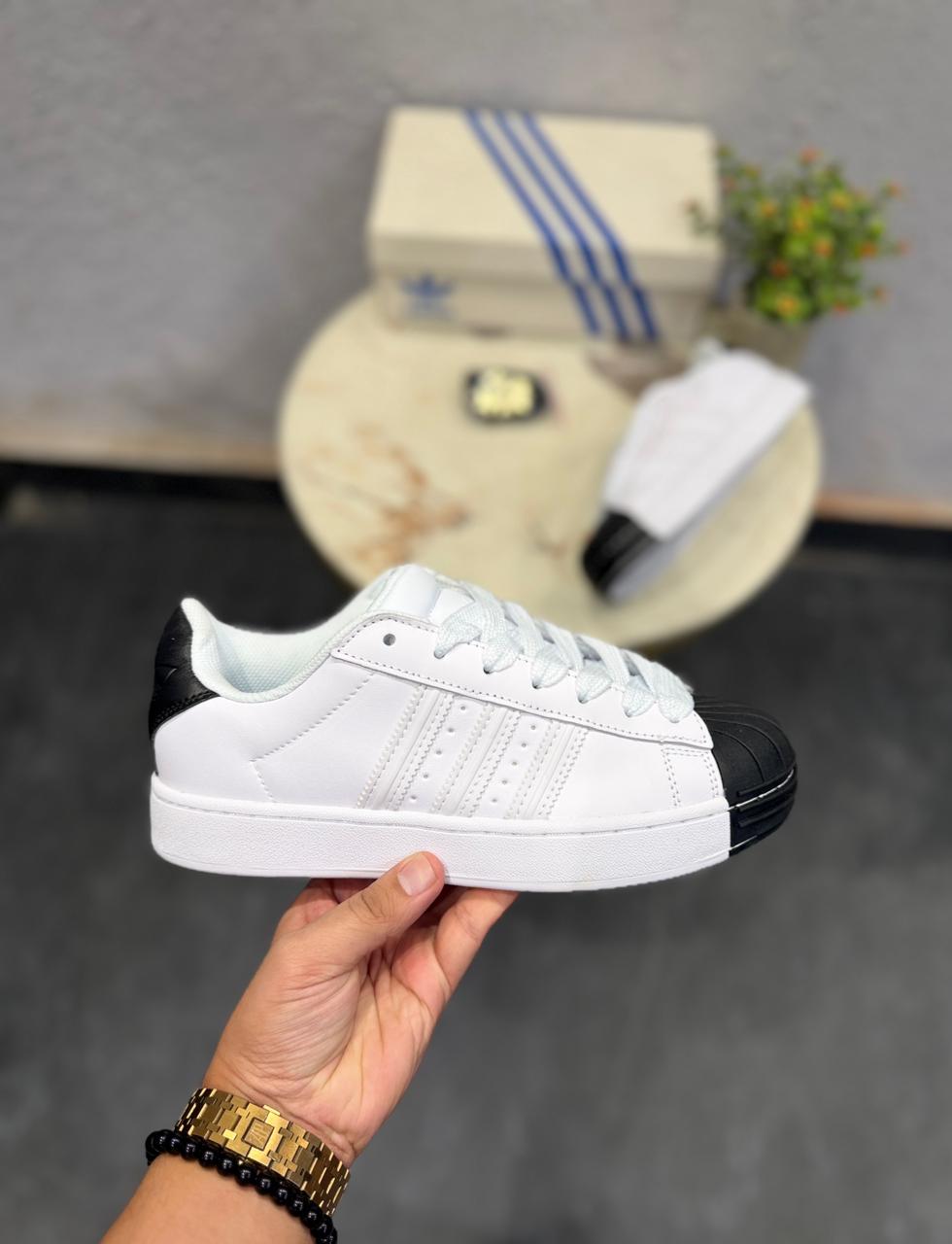 ADIDAS ORIGINALS SUPERSTAR  SECOND GENERATION BLACK & WHITE2026 FOR GIRLS AND BOYS