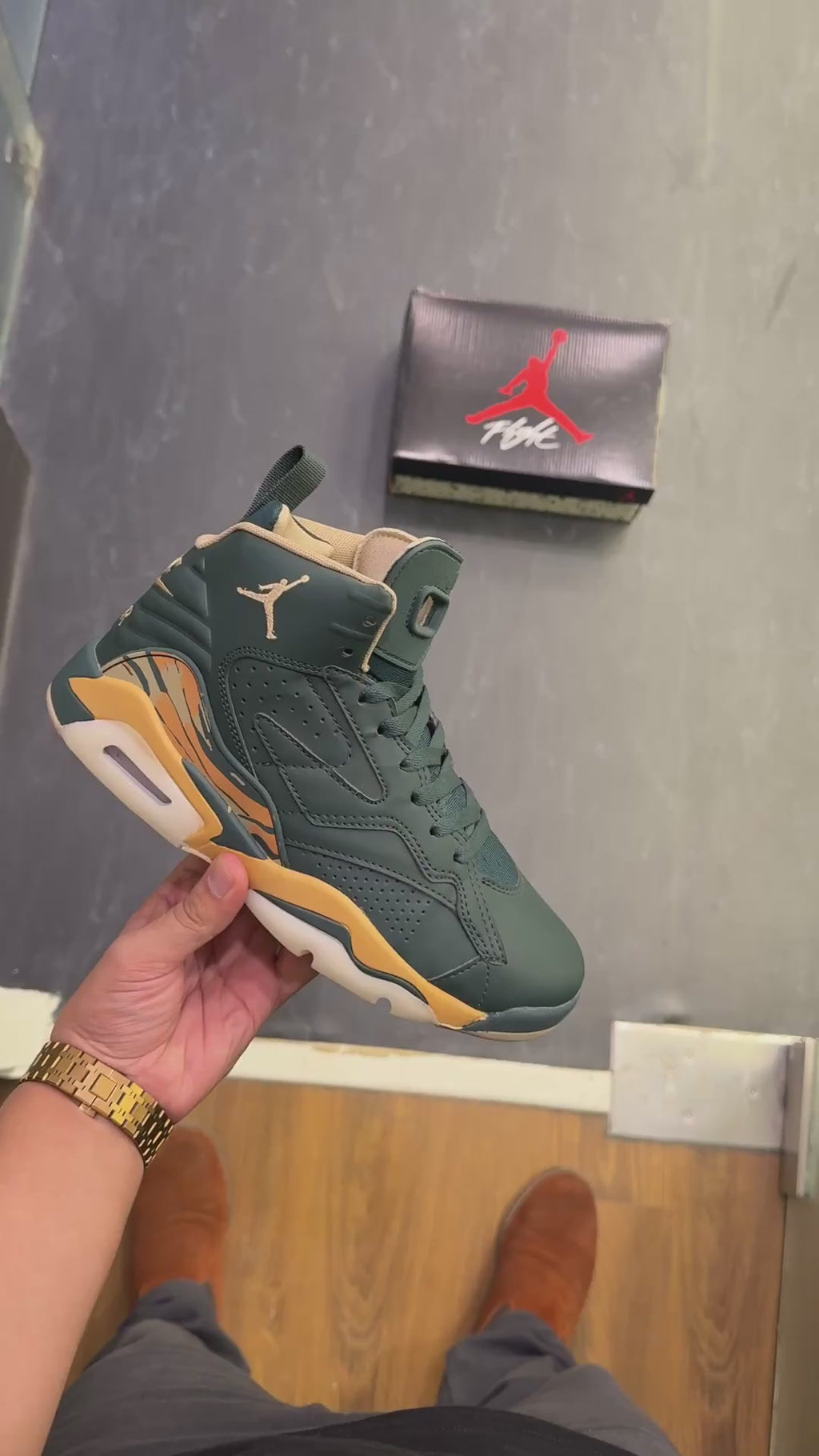 AIR JORDANS JUMPMAN MVP GREEN ORANGE