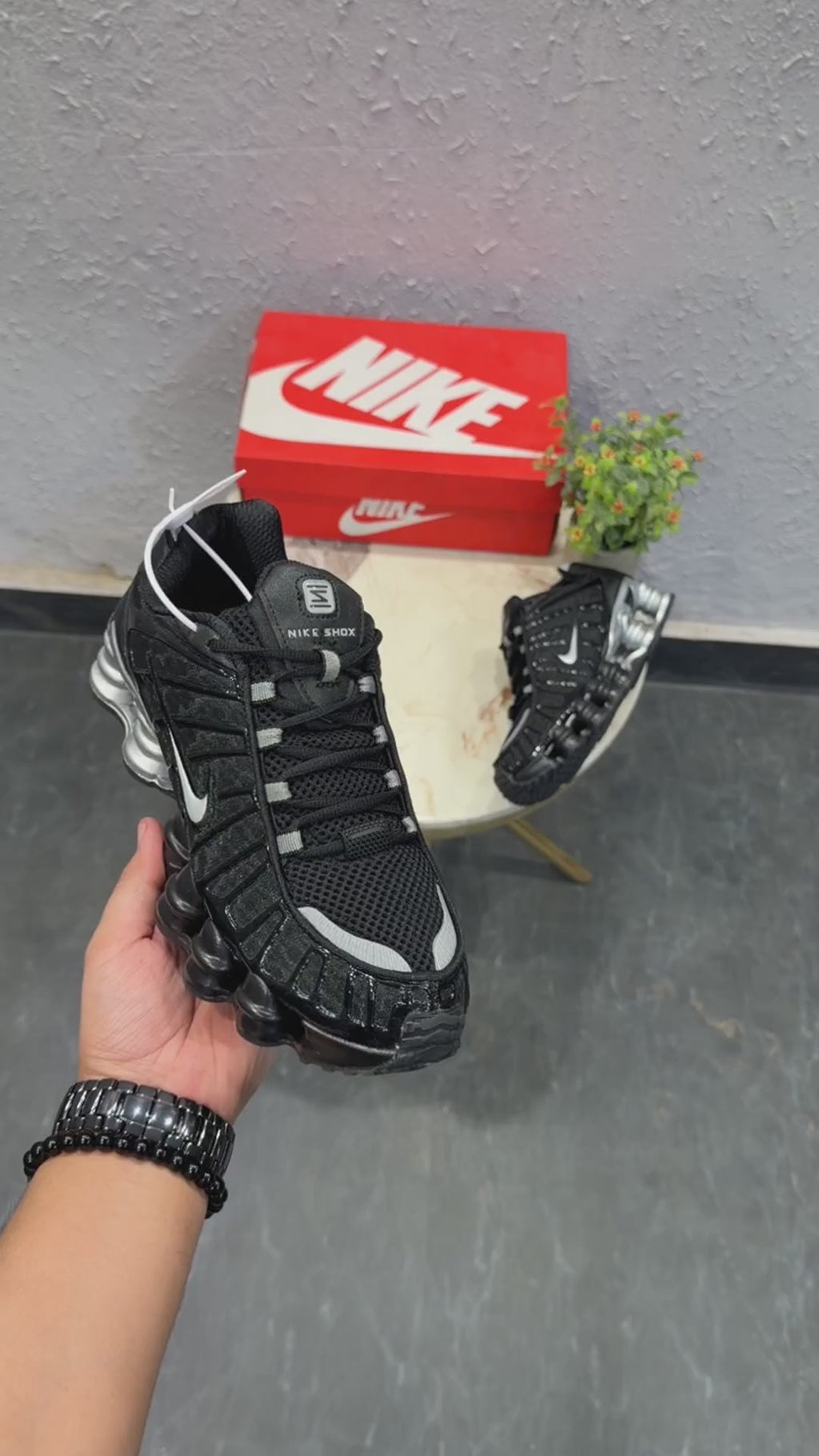 NIKE SHOX TL BLACK SILVER