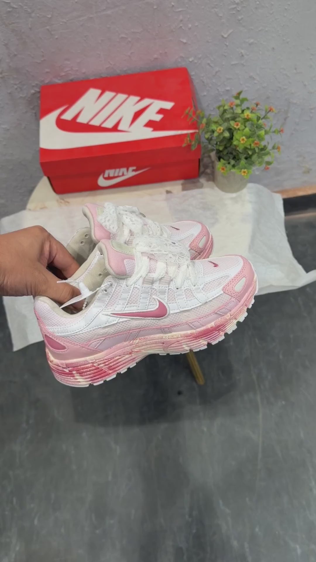NIKE P-6000